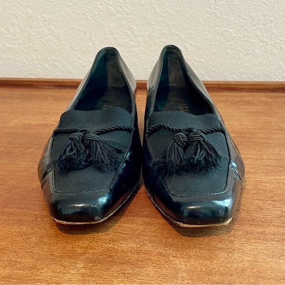 Vintage 90s Salvatore Ferragamo Tassel Loafers Black Leather Elastic Vamp Heels - Picture 5 of 14